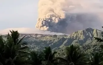 Gunung Dukono Erupsi Pagi Ini, Kolom Abu Capai 800 Meter, Warga Diminta Waspada 3 Gunung Dukono Kembali Erupsi, Warga Diimbau Waspada Usai Abu Capai 800 Meter