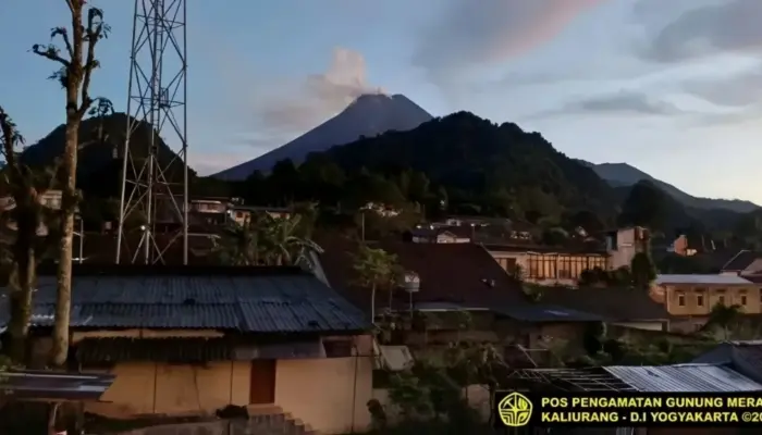 Gunung Merapi Terkini: 9 Kali Guguran Lava Capai 1,9 Km, Aktivitas Vulkanik Meningkat
