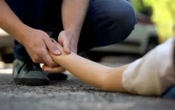 Kecelakaan Mengerikan di Bogor, Pemotor dan Penumpang Tewas Usai Disundul Brio dan Tertabrak Pikap