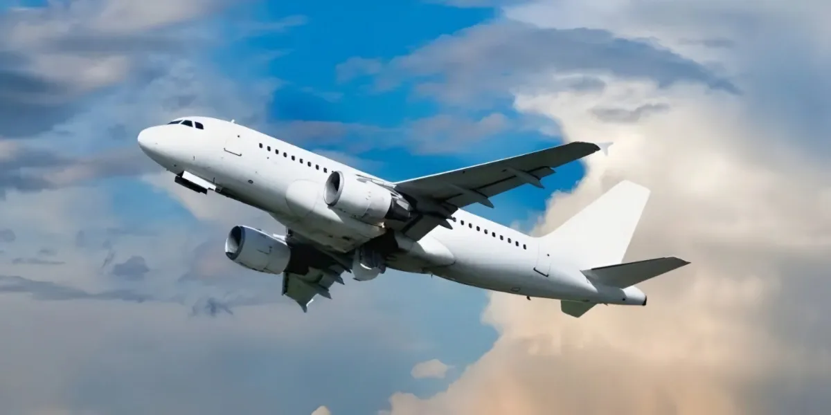 Krisis Timur Tengah, Penumpang Terpaksa Bayar Lebih: Tiket Pesawat Naik 13%