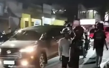 Lalu Lintas Padat Akibat Kecelakaan di Jembatan Tol Kedungmundu Semarang