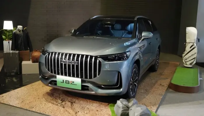 EV vs PHEV: Kelebihan, Kekurangan, dan Mana yang Paling Realistis untuk Indonesia