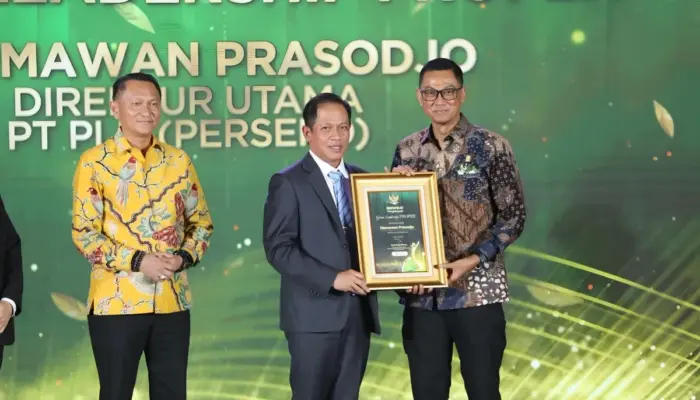 Darmawan Prasodjo Raih Green Leadership, PLN Borong 11 Proper Emas KLH 2025