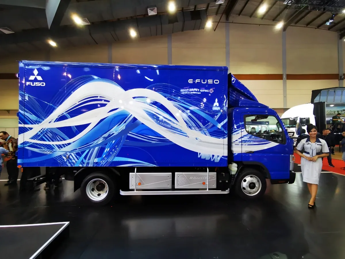 Pabrikan Truk Unjuk Teknologi di GIICOMVEC 2026, Apa Saja yang Ditampilkan?