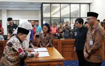 Pemprov Lampung dan KLH Perkuat Sinergi, Dorong Reformasi Pengelolaan Sampah Terpadu 6 Pemprov Lampung Gandeng KLH Dorong Reformasi Pengelolaan Sampah Lebih Efektif