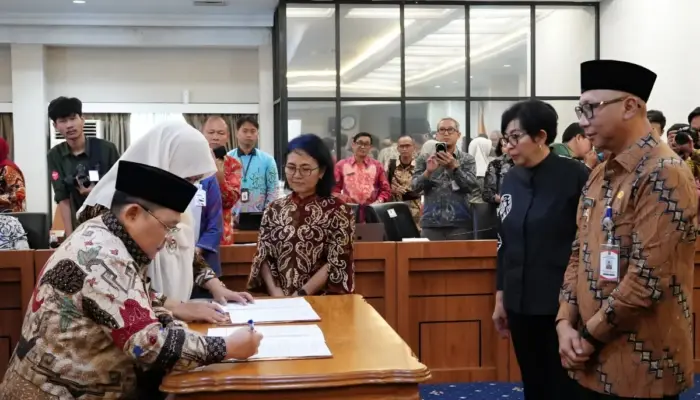 Pemprov Lampung dan KLH Perkuat Sinergi, Dorong Reformasi Pengelolaan Sampah Terpadu