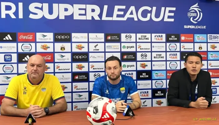 Persib Incar Kemenangan di Lampung, Bojan Hodak Siapkan Strategi Menyerang