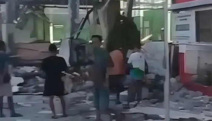 Ledakan di Lapangan Padel Ciangsana, Bogor, Sebabkan Kerusakan Bangunan Sekitar