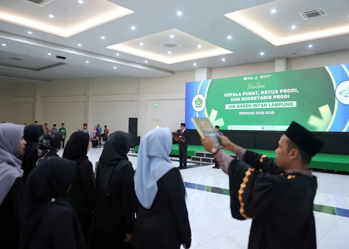 Rektor Resmi Lantik Pejabat Baru: Kepala Pusat hingga Kaprodi dan Sekprodi