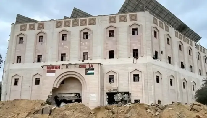 Indonesia Kecam Keras Israel atas Spanduk Propaganda di Reruntuhan RS Indonesia Gaza