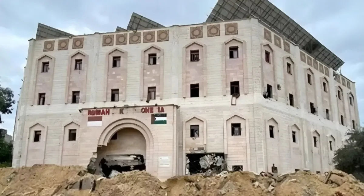 Tuai Kecaman, Indonesia Protes Israel atas Spanduk di Reruntuhan RS Indonesia Gaza