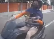 Viral Tabrak Lari di Cipondoh Tangerang, Pengendara Motor Diduga Main HP Saat Berkendara