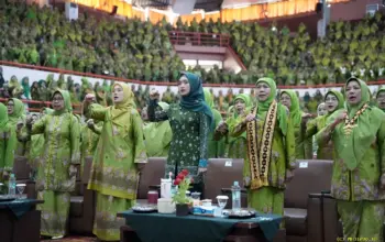 Wagub Jihan Nurlela Bersama Khofifah Indar Parawansa Hadir di Peringatan Harlah ke-80 Muslimat NU