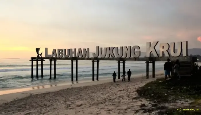 Retribusi Labuhan Jukung Tembus 73,7 Persen, Wisata Pesisir Barat Kembali Bergairah