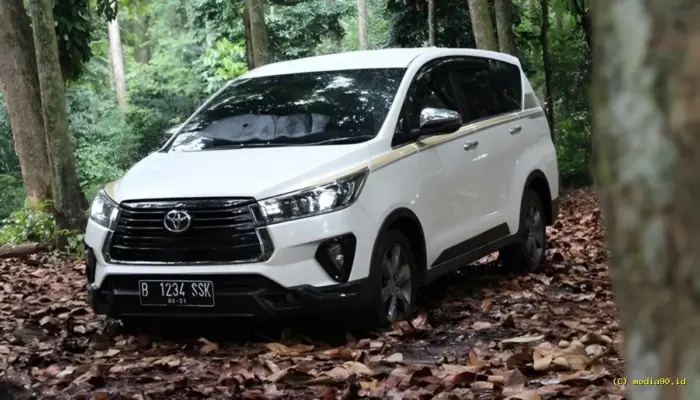 Panduan Tekanan Angin Ban Mobil Toyota Kijang Innova Reborn