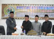 Plt Bupati Lampung Tengah Hadiri Paripurna DPRD Bahas Raperda dan LKPJ 2025 10 DPRD Lampung Tengah Gelar Paripurna, Plt Bupati Sampaikan Pembahasan Raperda dan LKPJ 2025