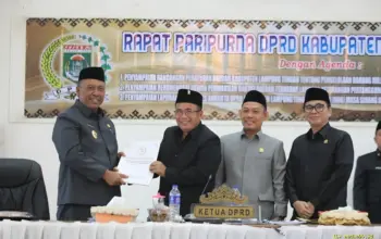 Plt Bupati Lampung Tengah Hadiri Paripurna DPRD Bahas Raperda dan LKPJ 2025 3 DPRD Lampung Tengah Gelar Paripurna, Plt Bupati Sampaikan Pembahasan Raperda dan LKPJ 2025