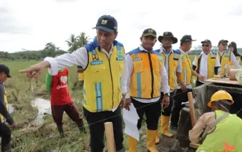 Kementerian PU Tinjau Perbaikan Irigasi Gantung Mesuji–Tulang Bawang, Minta Penambahan Pekerja untuk Percepatan 9 Direktur Bina OP Ditjen SDA Kementerian PU Tinjau Irigasi Mesuji–Tulang Bawang, Dorong Penambahan Pekerja