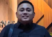 Nilai Dolar Menguat, OKK ARUN Lampung Ajak Masyarakat Tetap Optimistis pada Ekonomi Nasional 10 Dollar Menguat Ketua OKK ARUN Lampung Ajak Publik Tetap Yakin pada Ekonomi Indonesia