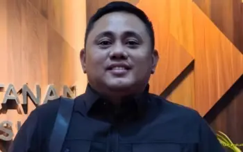 Nilai Dolar Menguat, OKK ARUN Lampung Ajak Masyarakat Tetap Optimistis pada Ekonomi Nasional 3 Dollar Menguat Ketua OKK ARUN Lampung Ajak Publik Tetap Yakin pada Ekonomi Indonesia