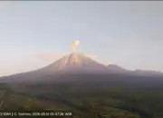 Gunung Semeru Kembali Erupsi Letusan 130 Detik Picu Imbauan Waspada
