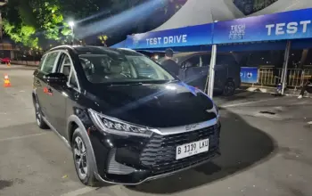 Harga Pre Booking BYD M6 DM Ramai di Medsos BYD Indonesia Sebut Masih Estimasi