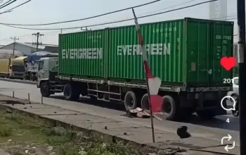 Kecelakaan di Sayung 4 Mei 2026, Motor Tabrak Truk Kontainer: 1 Orang Tewas
