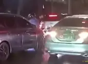 Kuningan Lumpuh! Aksi Lawan Arah Picu Kemacetan di Tengah Hujan