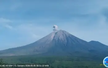 Letusan Gunung Semeru Hari Ini: Abu Vulkanik Setinggi 700 Meter Mengarah Barat Daya