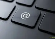 Simbol @, Tanda Kecil dengan Sejarah Besar dari Perdagangan hingga Email