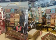Sulam Tapis Lampung Curi Perhatian Pengunjung Pameran Persit KCK 2026