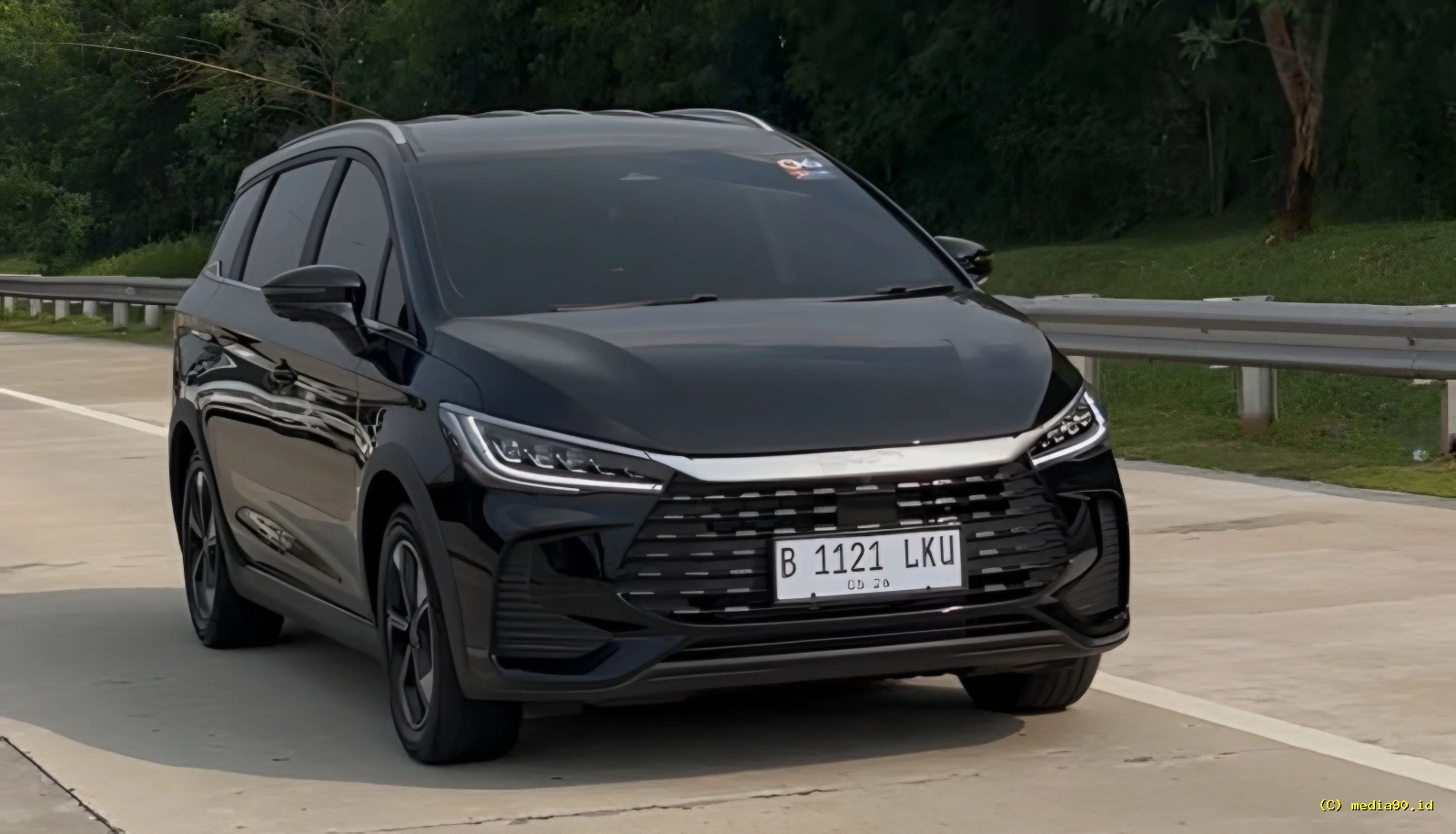 Ungkap Efisiensi BYD M6 Plug in Hybrid Ternyata Segini Konsumsi BBM nya
