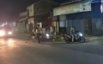 Kecelakaan Beruntun di Wonopringgo Viral, RX King Hantam Mobil Parkir hingga Picu Tabrakan Kedua 5 Viral di Media Sosial, Insiden Beruntun di Wonopringgo Libatkan RX King dan Dua Mobil