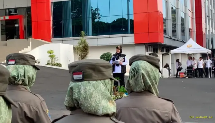 Eva Dwiana Pimpin Apel Satgas Siaga Bencana, Tekankan Kesiapsiagaan Kota