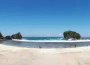 11 Tempat Wisata dan Pantai Sejalur dengan Pantai Jungwok Gunungkidul, Cocok Dikunjungi Sekaligus