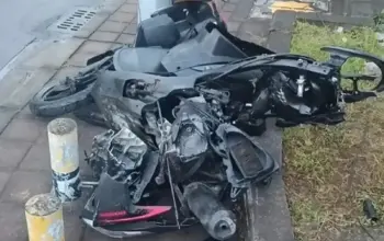 Dua Wanita Tewas dalam Kecelakaan Maut di Seminyak, Diduga Mobil Terobos Lampu Merah dan Kabur 4 Diduga Terobos Lampu Merah, Mobil Tabrak Motor hingga Dua Wanita Tewas di Seminyak