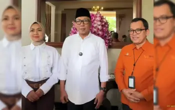 Gubernur Mirza Jadi Warga Pertama Didata Sensus Ekonomi 2026 di Lampung, Ajak Masyarakat Berikan Data Akurat 2 Gubernur Mirza Jadi Responden Pertama Sensus Ekonomi 2026 di Lampung Ajak Warga Berikan Data Akurat