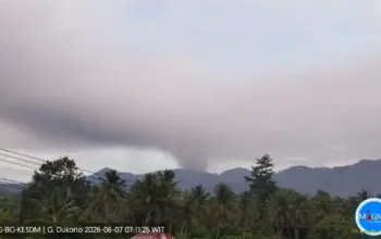 Erupsi Gunung Dukono 7 Juni 2026 Semburkan Abu 2.000 Meter, Warga Diminta Waspada 9 Gunung Dukono Semburkan Abu 2.000 Meter, Masyarakat Diimbau Tingkatkan Kewaspadaan