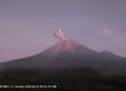 Gunung Semeru Kembali Erupsi, Kolom Abu Capai 900 Meter Warga Diimbau Tingkatkan Kewaspadaan 13 Gunung Semeru Kembali Erupsi, Pemerintah Imbau Warga Tingkatkan Kewaspadaan