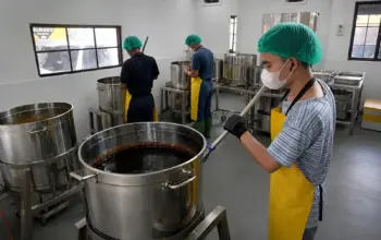 Teknologi Produksi Modern Bikin Palm Sugar Lebih Higienis dan Praktis untuk Industri F&B 3 Inovasi Teknologi Dorong Palm Sugar Lebih Bersih dan Mudah Digunakan