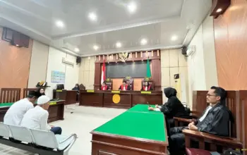 Kakek Mujiran Bebas Usai Divonis 3 Bulan 10 Hari dalam Kasus Dugaan Penggelapan Getah Karet PTPN