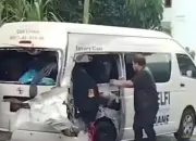 Kecelakaan Maut Travel vs Truk di Limapuluh Kota Sumbar, Korban Jiwa Diduga Berjatuhan