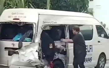 Kecelakaan Maut Travel vs Truk di Limapuluh Kota Sumbar, Korban Jiwa Diduga Berjatuhan