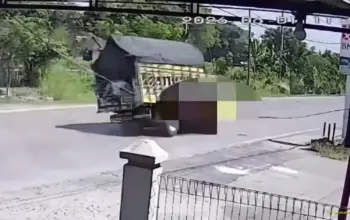 Kecelakaan Tragis di Bojonegoro, Nyawa Pengendara Honda Beat Tak Tertolong Setelah Tabrakan dengan Truk