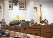Ketua DPRD Lampung Perkuat Sinergi dengan Pemprov dan KPK dalam Pencegahan Korupsi 10 Ketua DPRD Lampung Tegaskan Komitmen Perkuat Sinergi Pencegahan Korupsi Bersama Pemprov dan KPK