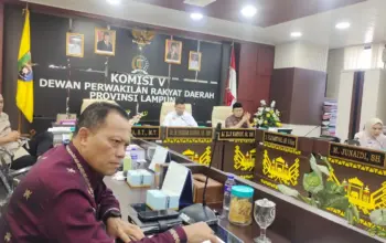 Komisi V DPRD Lampung dan Dewan Pendidikan Bahas Masa Depan Pendidikan Lampung yang Masih “Rapor Merah” 3 Komisi V DPRD Lampung dan Dewan Pendidikan Bahas Strategi Peningkatan Mutu Pendidikan