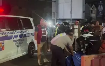 Kecelakaan Motor vs Truk Tangki di Simpang Jambu Dua Bogor, 1 Orang Tewas di Tempat 5 Motor Adu Banteng dengan Truk Tangki di Jambu Dua Bogor, 1 Orang Meninggal Dunia di Tempat