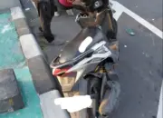 Pemotor Alami Kecelakaan Tunggal di Janti, Tabrak Divider hingga Luka di Kepala 14 Pemotor Alami Kecelakaan di Janti, Tabrak Divider hingga Dilarikan dengan Luka Kepala