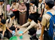 Bikin Haru! Siswa MAN Asahan Beri Hadiah Perpisahan Tak Biasa untuk Ibu Kantin