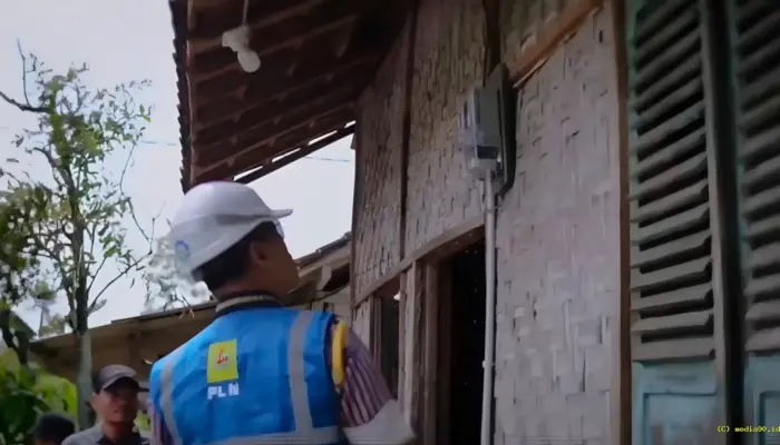 PLN Tuntaskan Listrik Gratis untuk 10.830 Rumah Tangga di Lampung Lewat Program BPBL